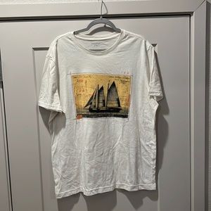 Banana Republic - White Graphic T Shirt - never worn!